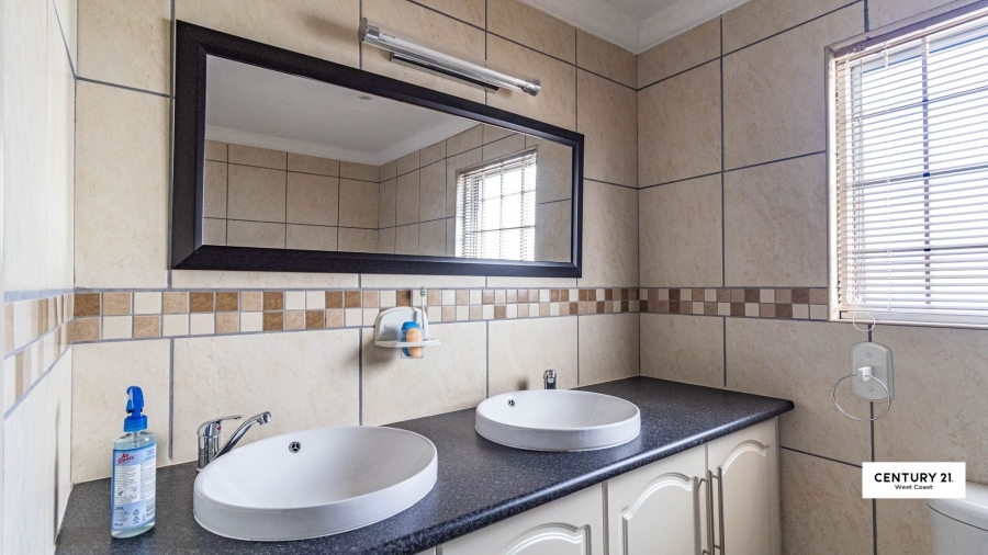 3 Bedroom Property for Sale in Port Owen Western Cape